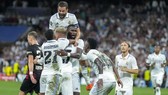 Real Madrid nối dài mạch thắng từ đầu giải trên mọi đấu trường lên con số 8.