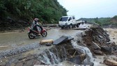 Mưa lũ khiến nhiều tuyến đường ở Lai Châu bị sạt lở, ảnh hưởng đến không ít thí sinh tham gia kỳ thi THPT quốc gia 2018