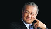 Thủ tướng Malaysia Mahathir Mohamad lo ngại người Malaysia không thể cạnh tranh được nếu nước này chào đón quá nhiều thương nhân Trung Quốc