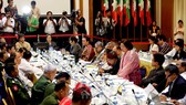 Một cuộc đàm phán giữa Ủy ban kiến tạo hòa bình liên bang của Chính phủ Myanmar và các nhóm vũ trang sắc tộc ở Yangon, Myanmar ngày 22-7. Nguồn: TTXVN