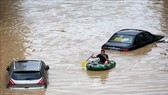 Cảnh ngập lụt sau những trận mưa lớn tại Khu tự trị dân tộc Choang Quảng Tây, Trung Quốc, ngày 11-7-2020. Ảnh: THX/TTXVN