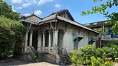 Biệt thự cổ trên đường Hồng Bàng, TPHCM. Ảnh: CAO THĂNG
