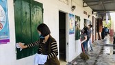Do lạm phát, giá cả, xăng dầu tăng cao nên đời sống công nhân ở các khu trọ rất khó khăn