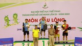 Tay vợt số 1 Việt Nam Nguyễn Tiến Minh nhận HCV đơn nam tại Đại hội TDTT TPHCM 2022