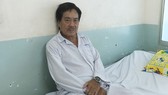Mặc cho căn bệnh ung thư đã di căn nhưng trên giường bệnh nhạc sĩ Tô Thanh Tùng vẫn giữ tâm trạng lạc quan và yêu đời
