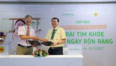 Đại diện Viện Tim mạch Việt Nam và Vinasoy hợp tác triển khai chương trình