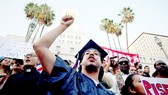 Sinh viên xuống đường phản đối chấm dứt DACA ở thành phố Los Angeles
