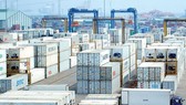 Đề nghị xử lý gần 6.000 container rác nhập khẩu tồn ở cảng