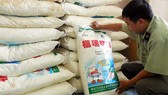 Các đối tượng thường nhập lậu bột ngọt xá từ Trung Quốc theo bao với trọng lượng 25kg/bao để làm nguyên liệu sản xuất bột ngọt giả
