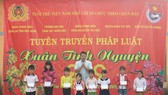 Báo SGGP trao học bổng cho học sinh nghèo Đắk Nông