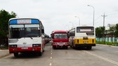  Các phương tiện giao thông chờ thông quan qua Cửa khẩu Quốc tế Mộc Bài