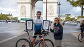 Kỷ lục mới đi xe đạp vòng quanh thế giới