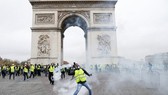 Pháp tuyên bố sẽ siết chặt an ninh tránh tái diễn bạo lực từ biểu tình “áo vàng” (Ảnh: Reuters)