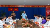 Bí thư Thành ủy TPHCM Nguyễn Thiện Nhân  phát biểu trong buổi làm việc với quận 4       Ảnh: Việt Dũng