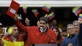 Tổng thống Nicolas Maduro thông báo sẽ giao cho Hội đồng Bầu cử quốc gia (CNE) Venezuela quyền triệu tập Quốc hội lập hiến, ngày 23-5. Ảnh: REUTERS 