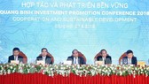 Thủ tướng Nguyễn Xuân Phúc và các đại biểu tham dự hội nghị. Ảnh: TTXVN