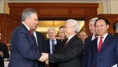 Tổng Bí thư, Chủ tịch nước Nguyễn Phú Trọng tiễn Chủ tịch Duma Quốc gia Nga Vyacheslav Viktorovich Volodin. Ảnh: TTXVN