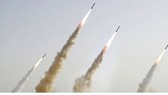 Iran ra mắt tên lửa hành trình mới