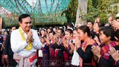Thủ tướng Thái Lan Prayut Chan-o-cha trong chuyến thăm Mukdahan, ngày 6-2-2019. Ảnh: TTXVN