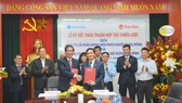 Tập đoàn Xây dựng Hòa Bình và Công ty CP Bóng đèn phích nước Rạng Đông ký kết hợp tác chiến lược