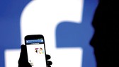 Facebook chỉ trích Apple thu phí cao