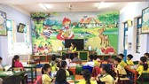 Học sinh trình bày cảm nhận về sách tại thư viện Trường Tiểu học Phú Thượng (Phú Vang, Thừa Thiên - Huế)