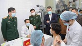 Người tình nguyện đầu tiên của Việt Nam tiêm vaccine ngừa Covid-19 Nano Covax. Ảnh: QUANG PHÚC
