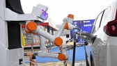 Trạm xăng 100% robot phục vụ