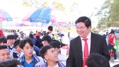Tiến sĩ Trần Đình Lý tham gia tư vấn hướng nghiệp cho học sinh