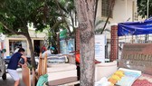 Một điểm tập kết rác thải rắn cồng kềnh tại UBND phường 10, quận Phú Nhuận, TPHCM