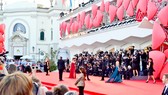Liên hoan phim quốc tế Venice lần thứ 74