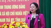 Phó Chủ tịch nước thăm, tặng quà tại huyện Nam Trà My, tỉnh Quảng Nam