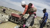 Nigeria cân nhắc ngừng hoạt động khai thác mỏ