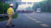 Tụ tập, tổ chức đạp xe vào đường cấm, cao tốc phải xử nặng