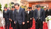 Đoàn đại biểu TPHCM viếng tang nguyên Tổng Bí thư Đảng Cộng sản Trung Quốc, nguyên Chủ tịch nước Cộng hòa Nhân dân Trung Hoa Giang Trạch Dân