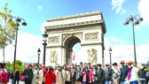 Đoàn khách TST tourist khám phá châu Âu