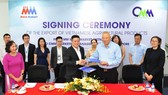 Lễ ký kết hợp tác xuất khẩu hàng nông sản Việt từ MMVN sang CMM Singapore