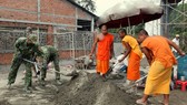 Chăm lo tết Chôl Chnăm Thmây cho đồng bào Khmer Nam bộ
