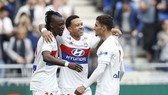 Các cầu thủ Lyon ăn mừng chiến thắng trước Nantes