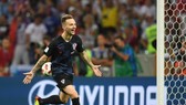 Rakitic đưa Croatia tiến vào bán kết