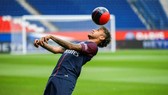 Sốc vớí lời đề nghị mới của Barca