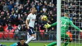Harry Kane ghi hattrick vào luối Southampton ngày Boxing day 2017