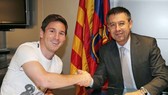 Messi và Chủ tịch Bartomeu