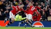 Các cầu thủ Man United ăn mừng chiến thắng