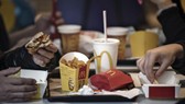 McDonald sẽ cải tiến các ông hút. Ảnh: Hindustan Times