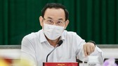 Bí thư Thành ủy TPHCM Nguyễn Văn Nên: Tôi không muốn chỉ sửa chữa tạm bợ chung cư cũ!
