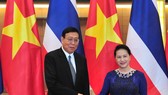 Chủ tịch Quốc hội Nguyễn Thị Kim Ngân và Chủ tịch Hội đồng lập pháp Pornpetch Wichitcholchai 