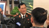 Thiếu tướng Nguyễn Hữu Cầu, Giám đốc Công an Nghệ An Trao đổi với báo chí bên lề Quốc hội chiều nay, 4-11