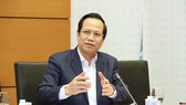Bộ trưởng Bộ LĐ, TB-XH Đào Ngọc Dung là thành viên Chính phủ thứ 2 đăng đàn trả lời chất vấn chính