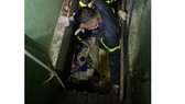 Giải cứu cô gái bị rơi thang máy từ tầng 4 xuống tầng hầm ở khách sạn